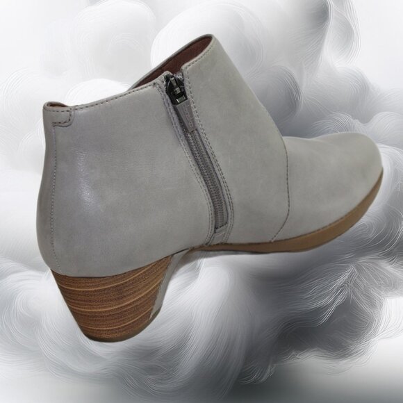 Dansko Darbie Anline Stone Grey Buckle Detail Ankle Shootie, Size 40,  US 9.5-10 - Picture 5 of 12